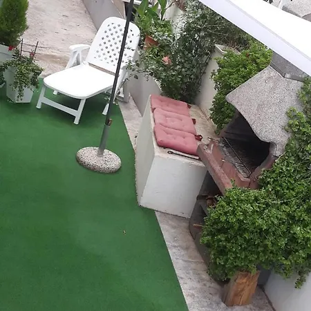 Διαμέρισμα Alena Τρογκίρ