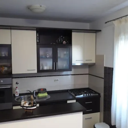 Alena Apartment
