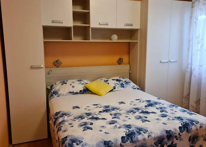 Alena Appartement *